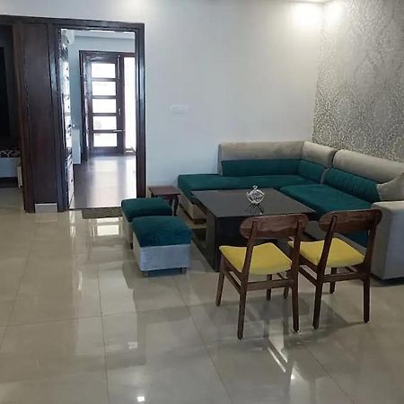 Homistay 1 Bhk Pancskula Kültér fotó